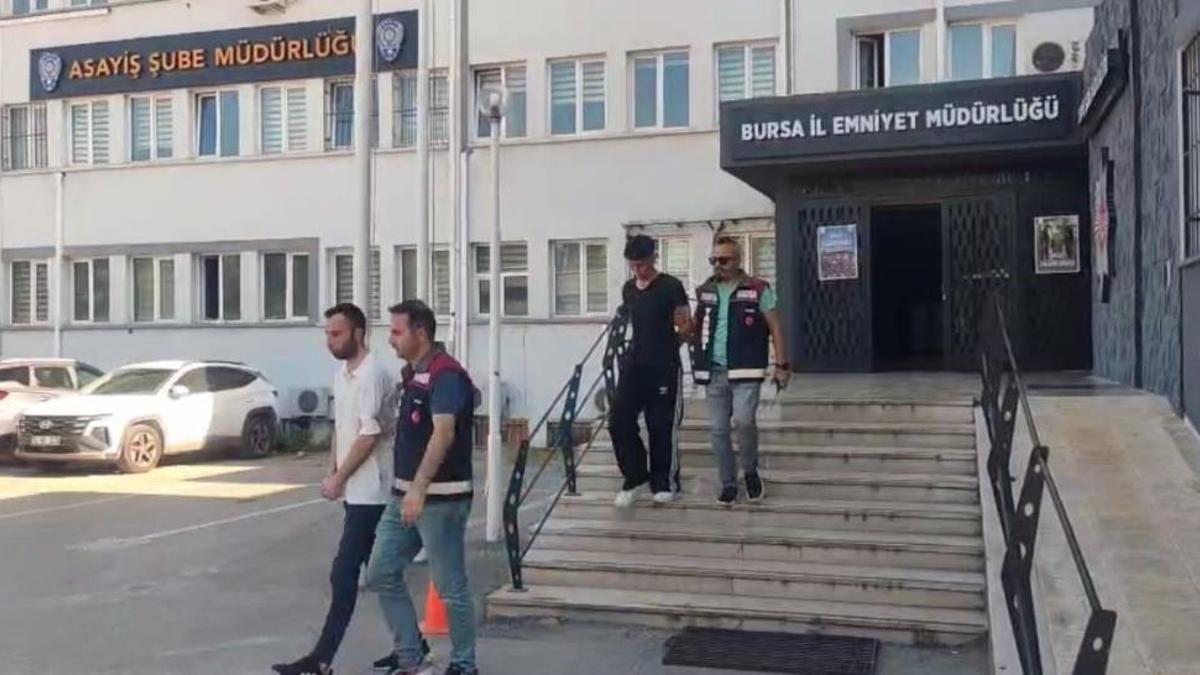 Telefon dolandırıcıları yine iş başında: Bursa'da 62 yaşındaki kadın 700 bin lirasından oldu!