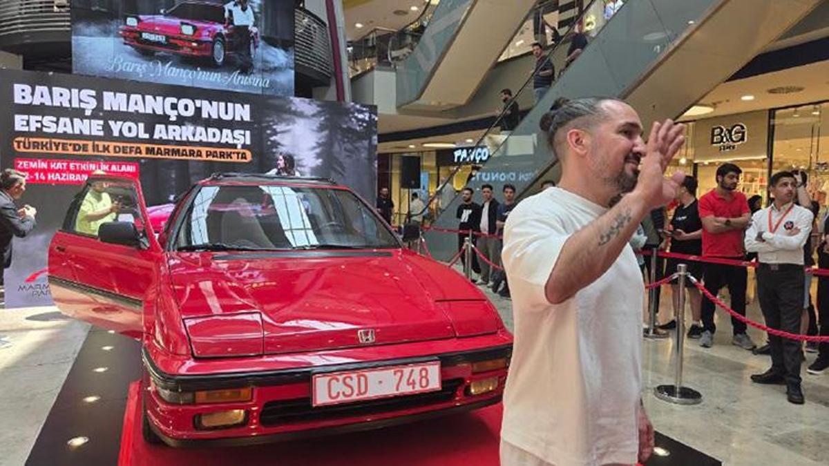 Efsane geri döndü: Barış Manço'nun Belçika hatırası otomobili sevenleriyle buluştu