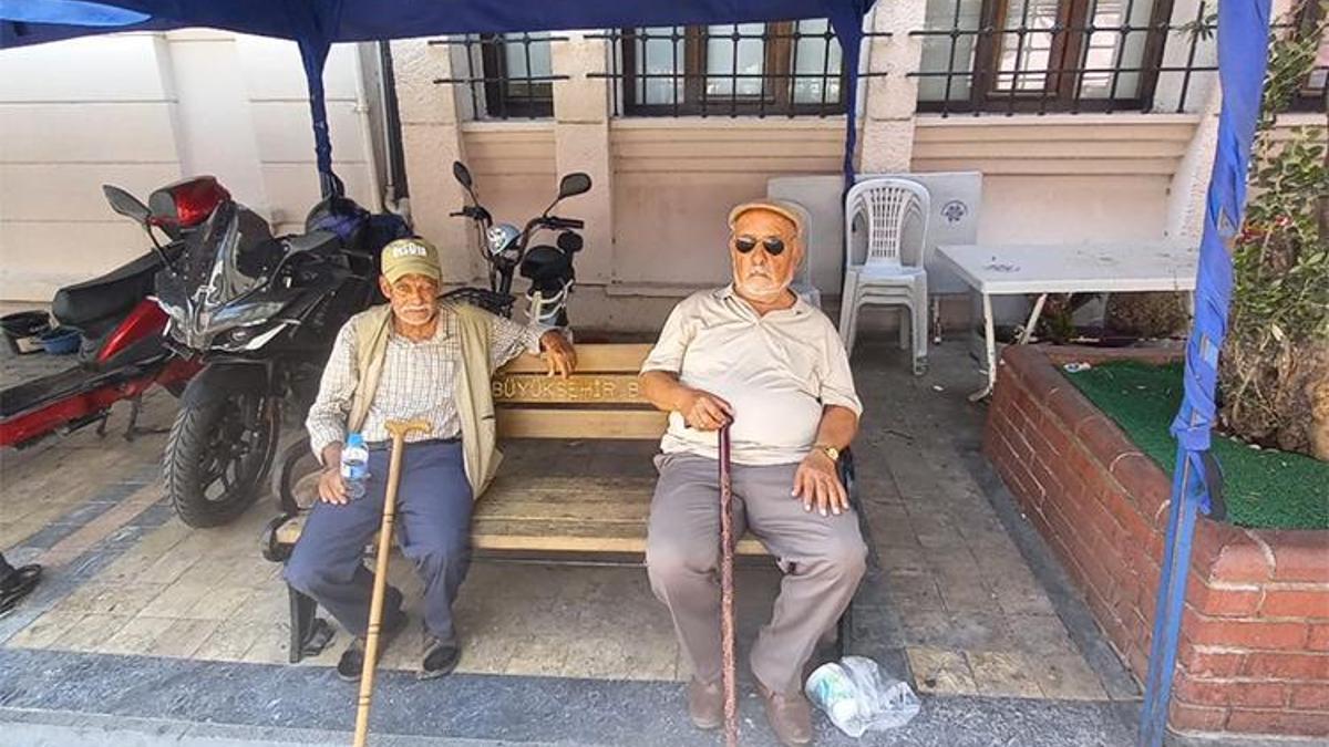 Burası Adana değil! Termometreler 39’u gösterdi, vatandaşlar kaçacak yer aradı