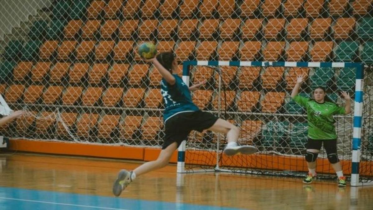 Hentbol Türkiye Şampiyonası Aydın'da başladı