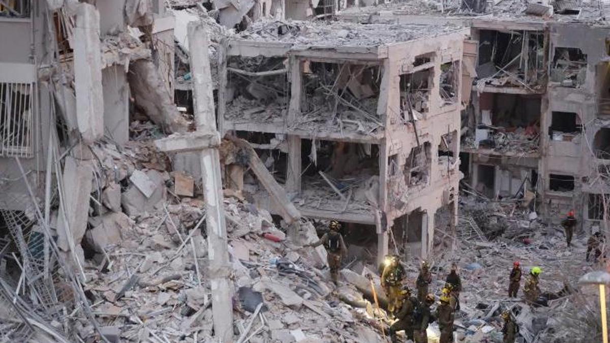 İran-İsrail çatışması sürüyor! Peş peşe şiddetli patlamalar, ölü sayısı artıyor