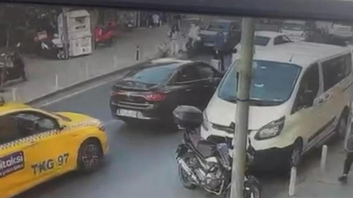 Kağıthane’de fren yerine gaza bastı! Kağıthane'deki sürücü dehşet saçtı