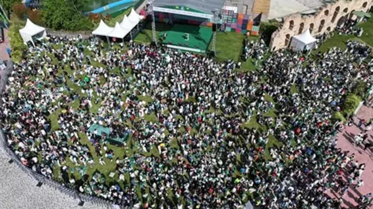 Minik yazarlar yeteneklerini konuşturdu: Şırnak’tan Hatay’a, Zonguldak’tan Konya’ya; ‘Arkadaşım Robot’ yarışmasının ödülleri sahiplerini buldu