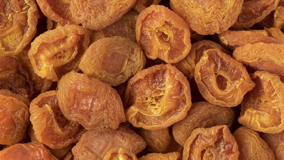 Zirai don vurmuştu! Artık 4 kilosu 1 gram atın ediyor, ürün kalmadı