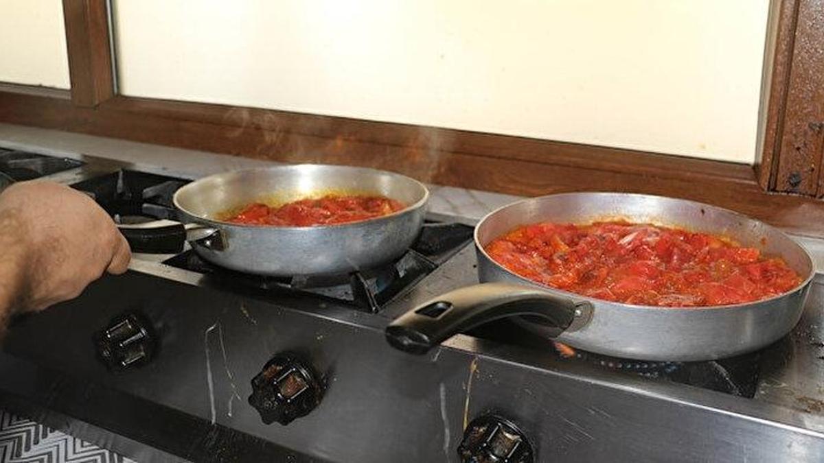 Ustası sırrını verdi! Sadece Karadeniz değil tüm dünya tüketiyor: Samsun Çakallı Menemen tarifi