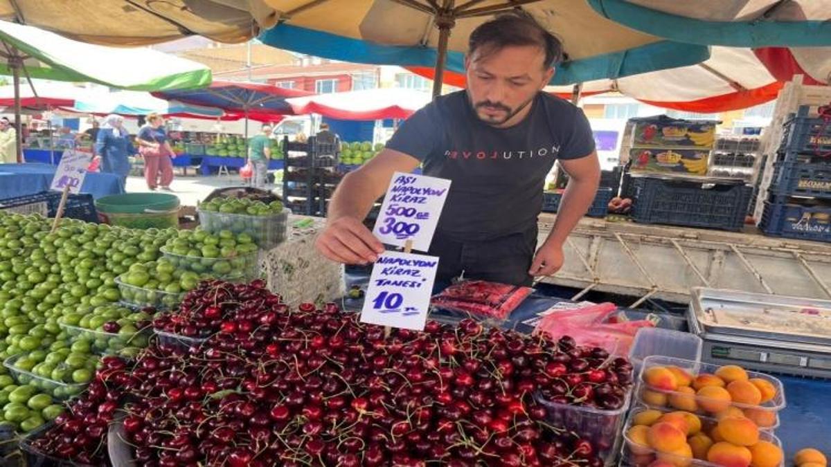 Eskişehir'de kirazın tanesi 10 lira! Esnaftan olayla ilgili açıklama geldi