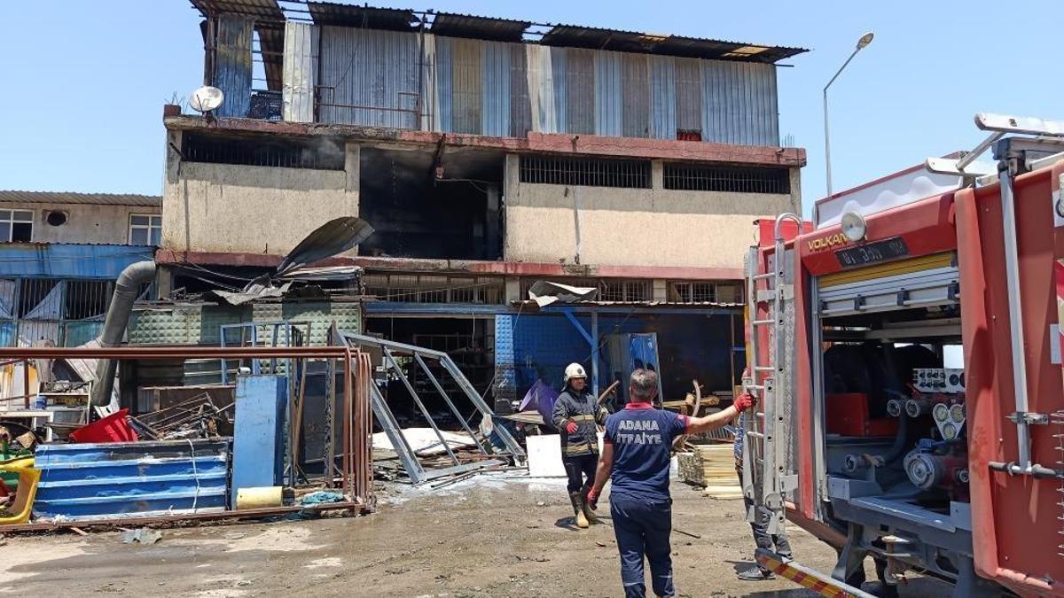 Sanayi sitesinde yangın! Facianın eşiğinden dönüldü
