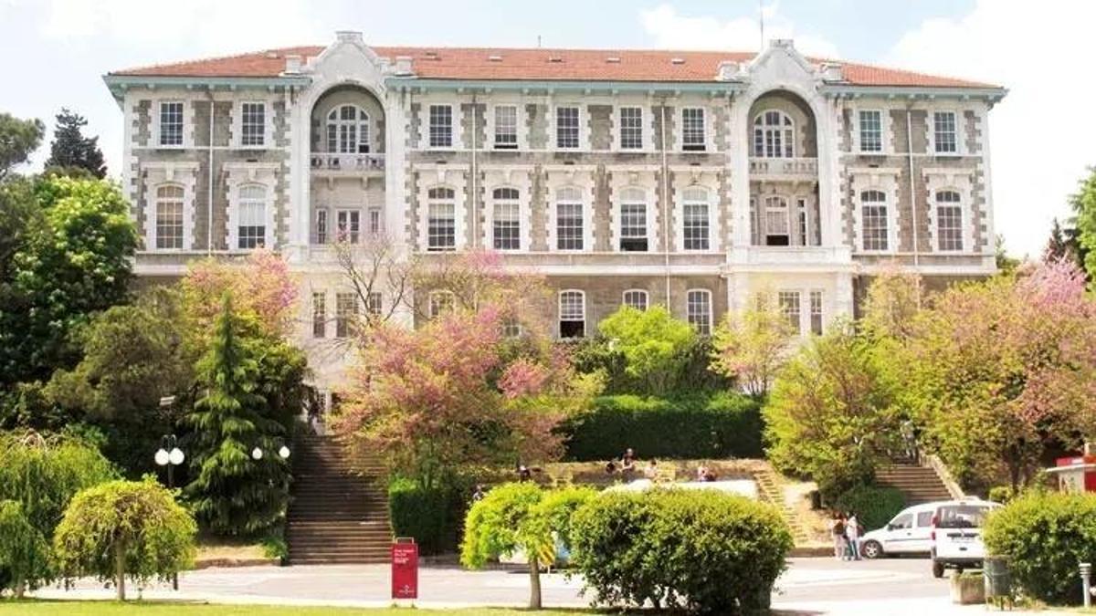 Türkiye'den tarihi sonuç: 4 üniversite ilk 400'de!