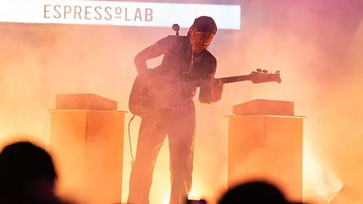 Glass Beams Espressolab Roastery’de sahne aldı