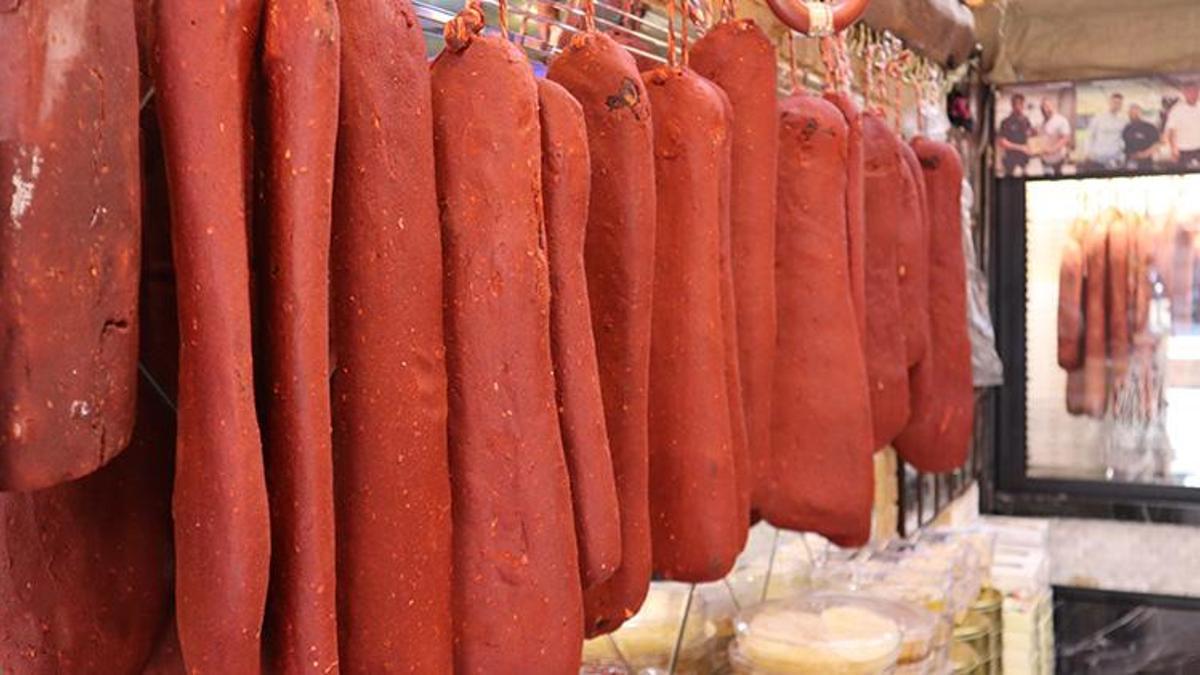 Kayseri'de pastırma hazır ama bir şey eksik! Esnaf dört gözle onları bekliyor