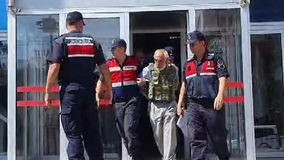 3 komşusunu öldüren sanığa 2 ağırlaştırılmış müebbet ile 18 yıl hapis