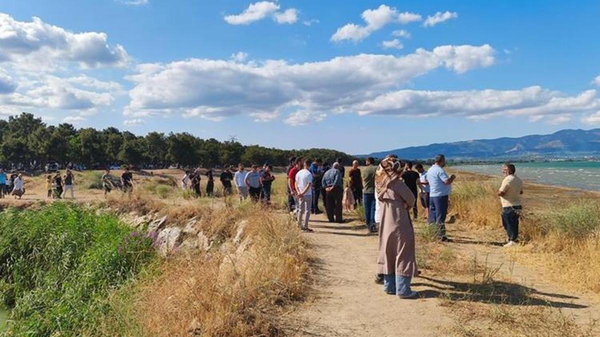 İznik Gölü'ne giren iki kuzen kayboldu! Arama çalışmaları sürüyor