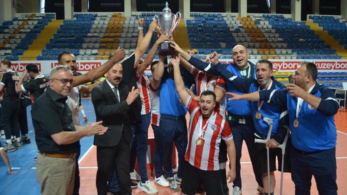 Oturarak Voleybol 1'inci Lig Şampiyonu Kahramanmaraş oldu