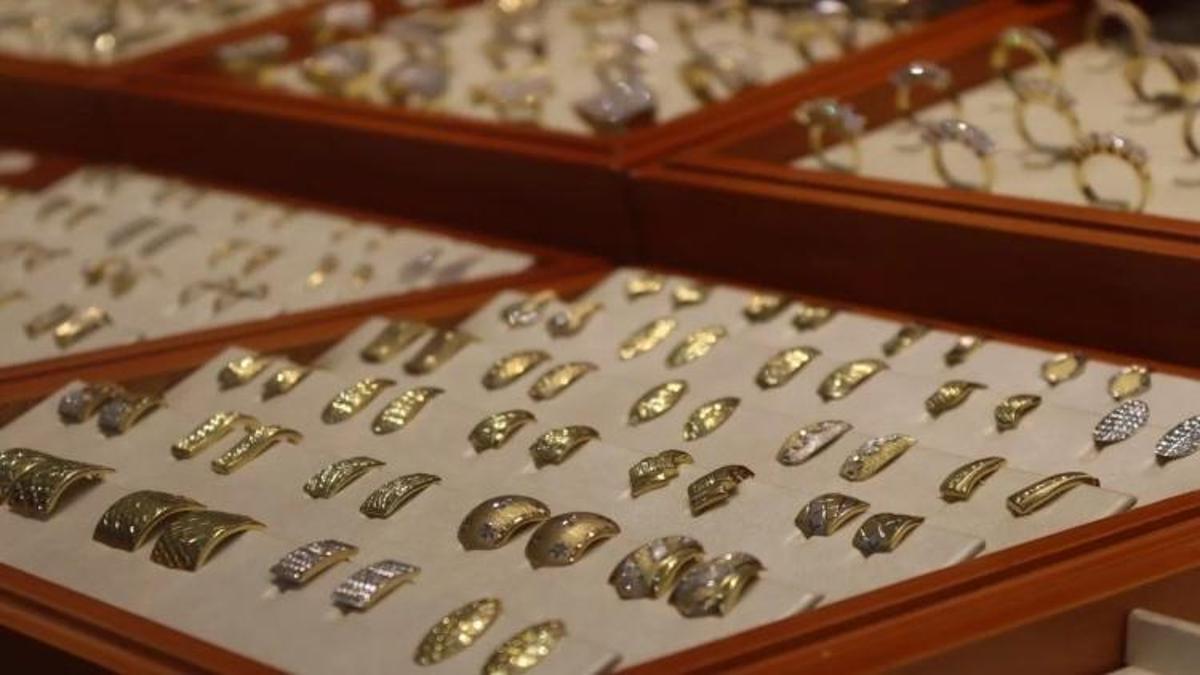 Samsun'da kuyumculardan altın yorumu: Fırsat geldi! 'Yıl sonu 4700 dolar olur'