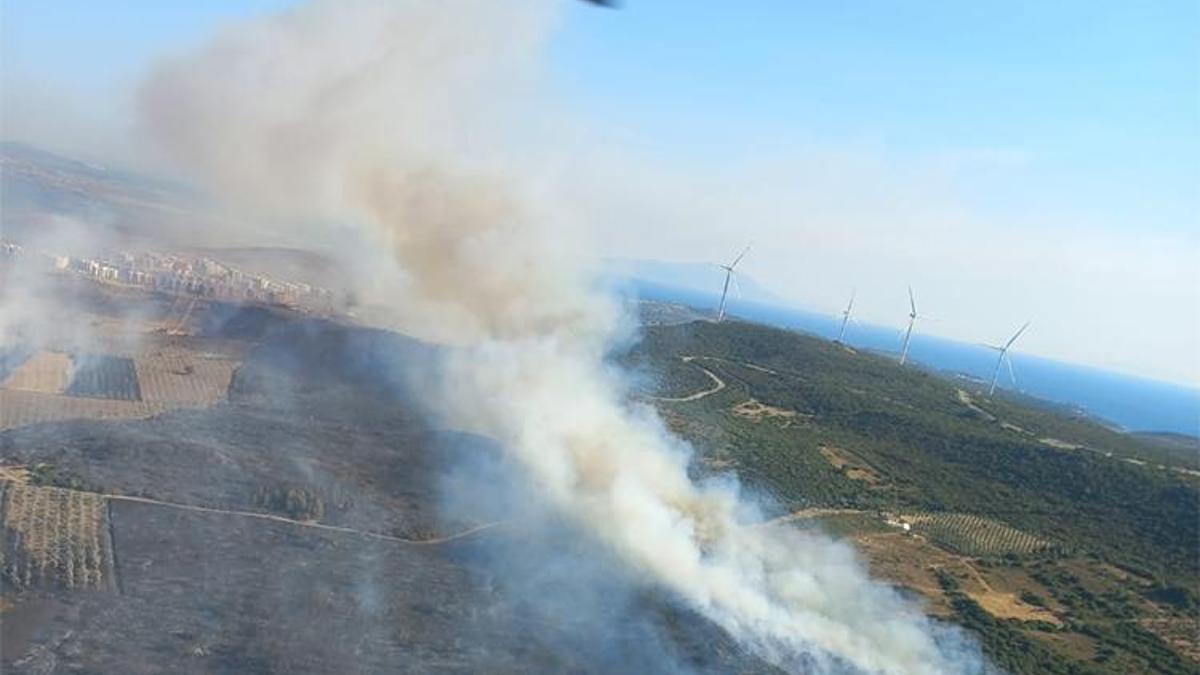 İzmir'deki orman yangını ikinci gününde! Müdahale sürüyor