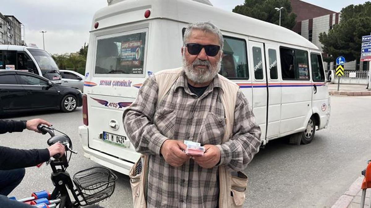 Adana'da kimsenin bulamadığını buluyor! Dolmuş esnafı onun eline bakıyor