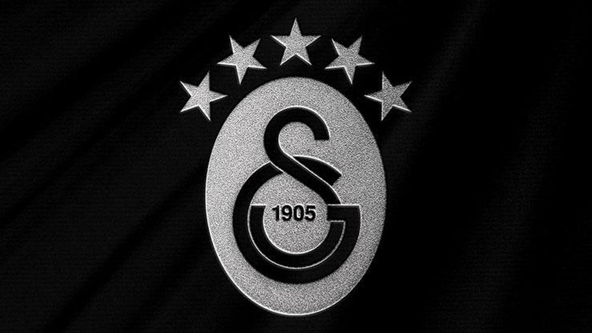 Galatasaray 2 futbolcuyla yolları ayırdı