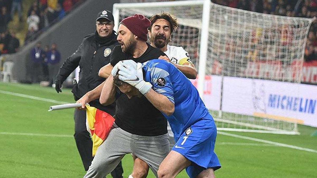 Göztepe - Altay maçında kaleciyi yaralayan şahıs savunma yaptı: Korner direğinin parasını ödedim!