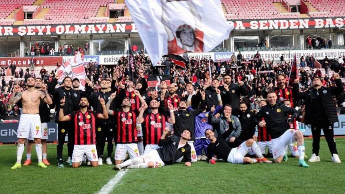 Eskişehirspor sezona derbiyle başlıyor: İlk yarı fikstürü belli oldu