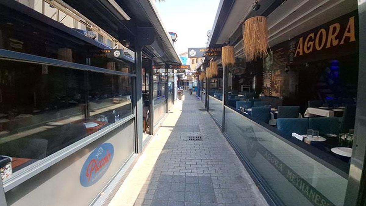 Bursa’da belediye harekete geçti! Tarihi Arap Şükrü Sokağı’ndaki 11 işletme mühürlendi