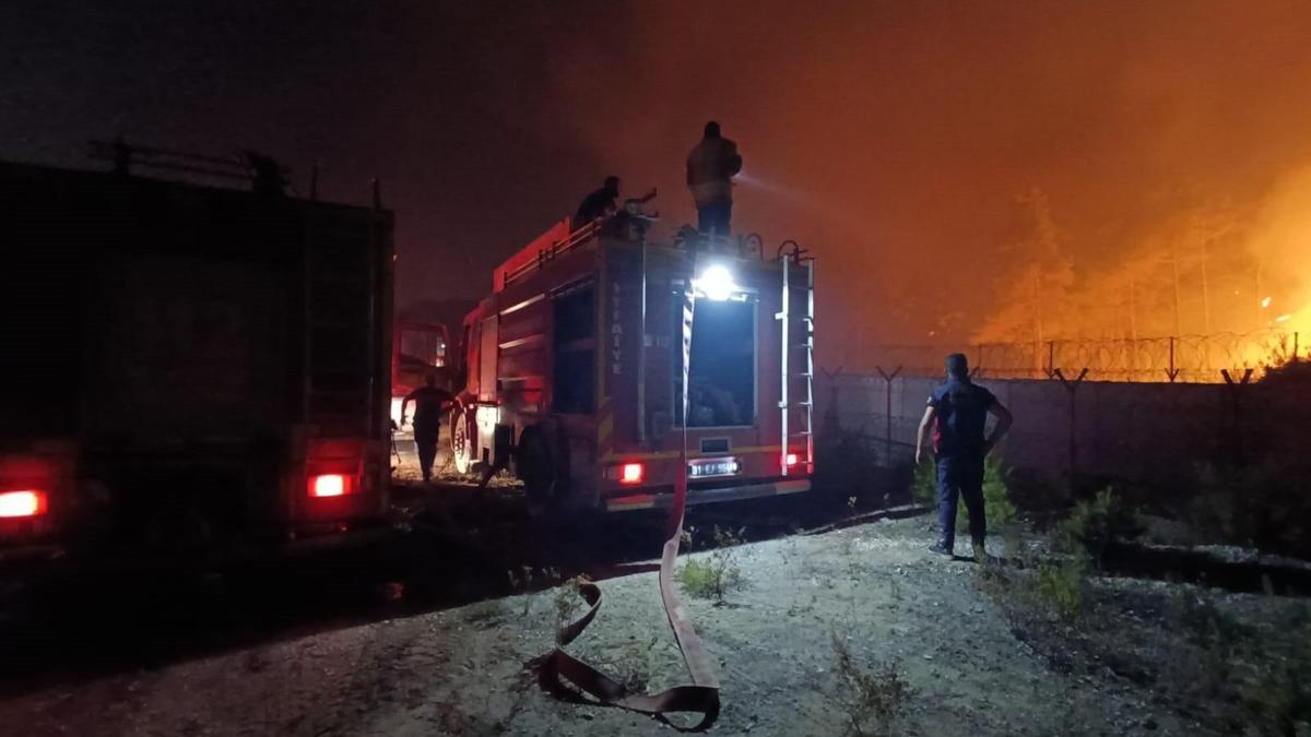 Suriye’den Hatay’a sıçrayan yangın kontrol altına alındı