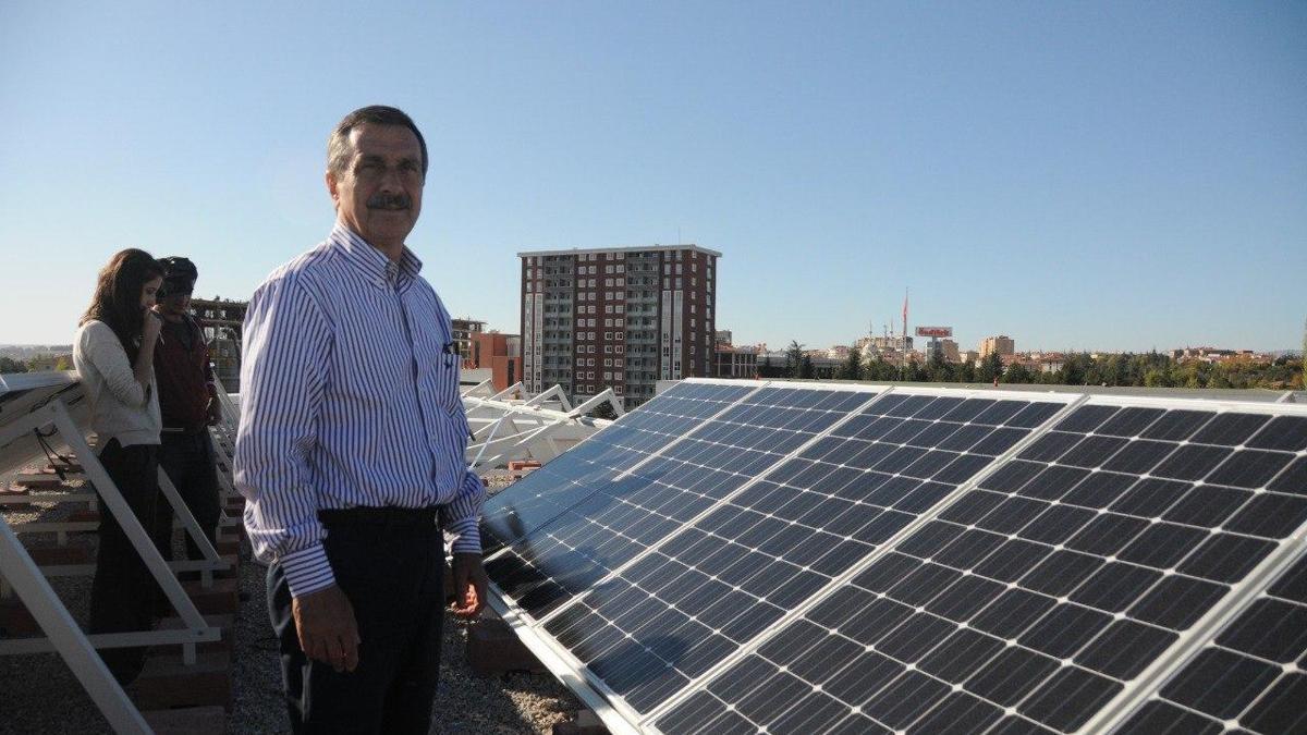 Eskişehir'in o ilçesinde dev üretim! Belediye her yere panelleri yerleştirdi yılın ilk 6 ayında 700 bin TL kazandı