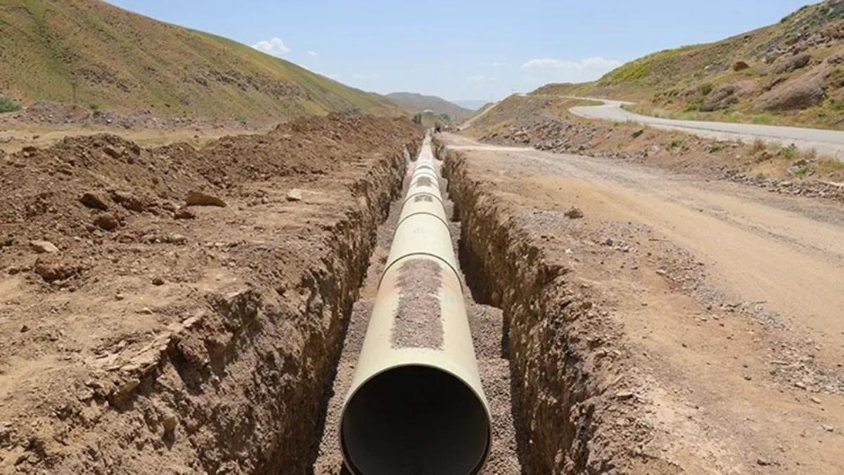 Konya'da geçim için 400 metre dibe indi: Kuraklık çiftçiye bunu da yaptırdı