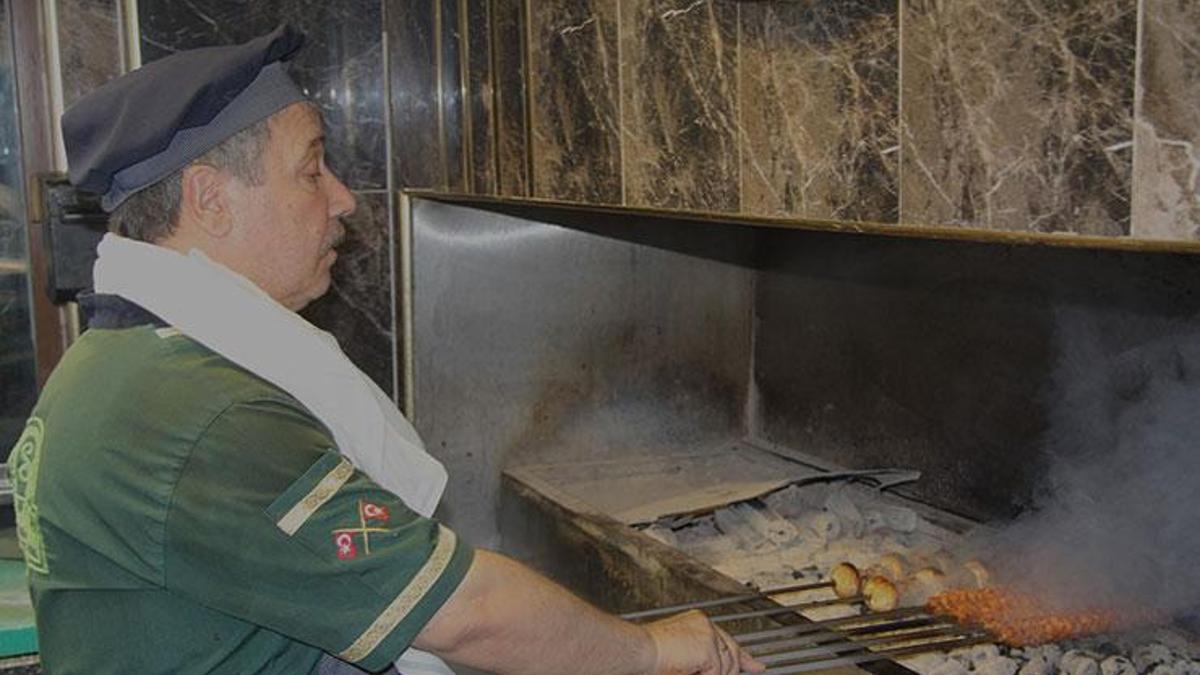 Gastronominin başkentinde en zor iş onların! Ocağın başında yaklaşık 100 derece oluyor