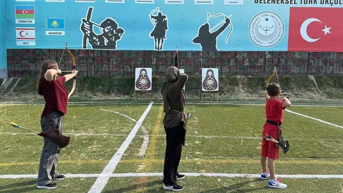 Kütahya'da 6 asırlık tarihi meydan, Türkiye Şampiyonası’na hazırlanıyor