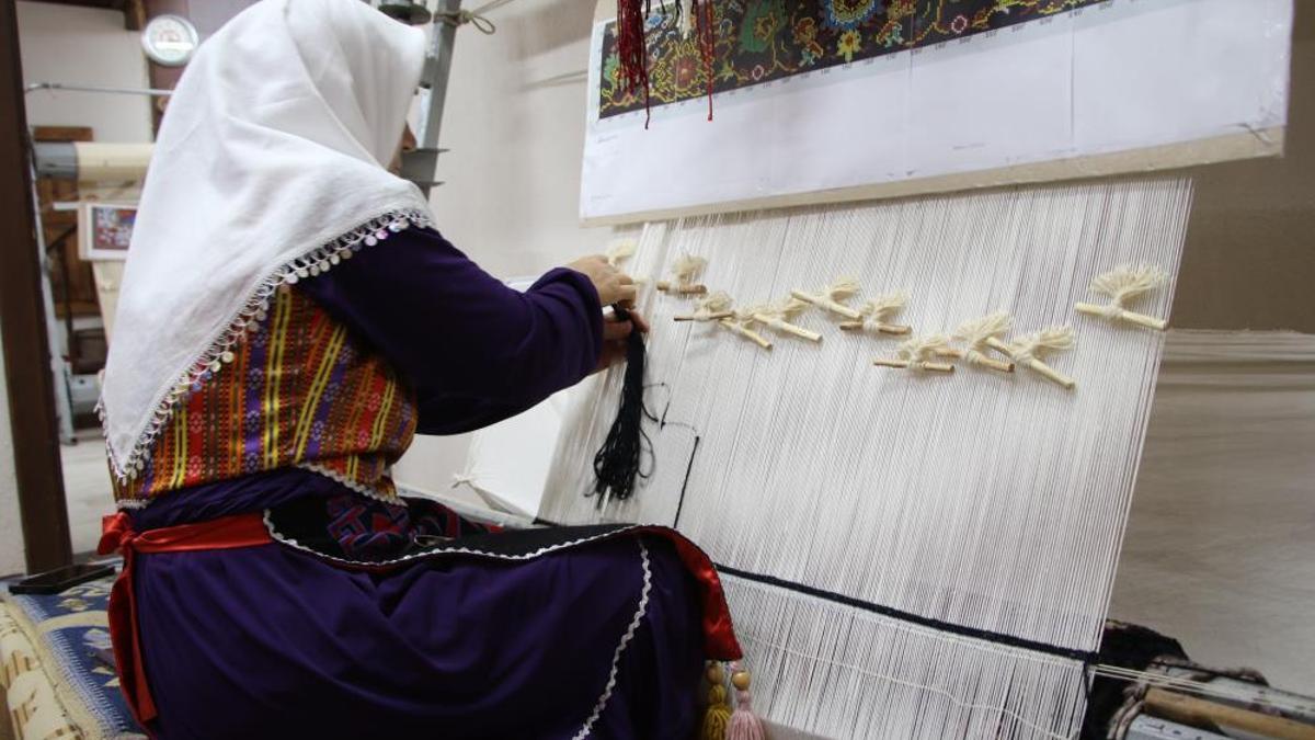 Türk düğümlü halılar ilk kez bir ‘Atlasta' toplandı