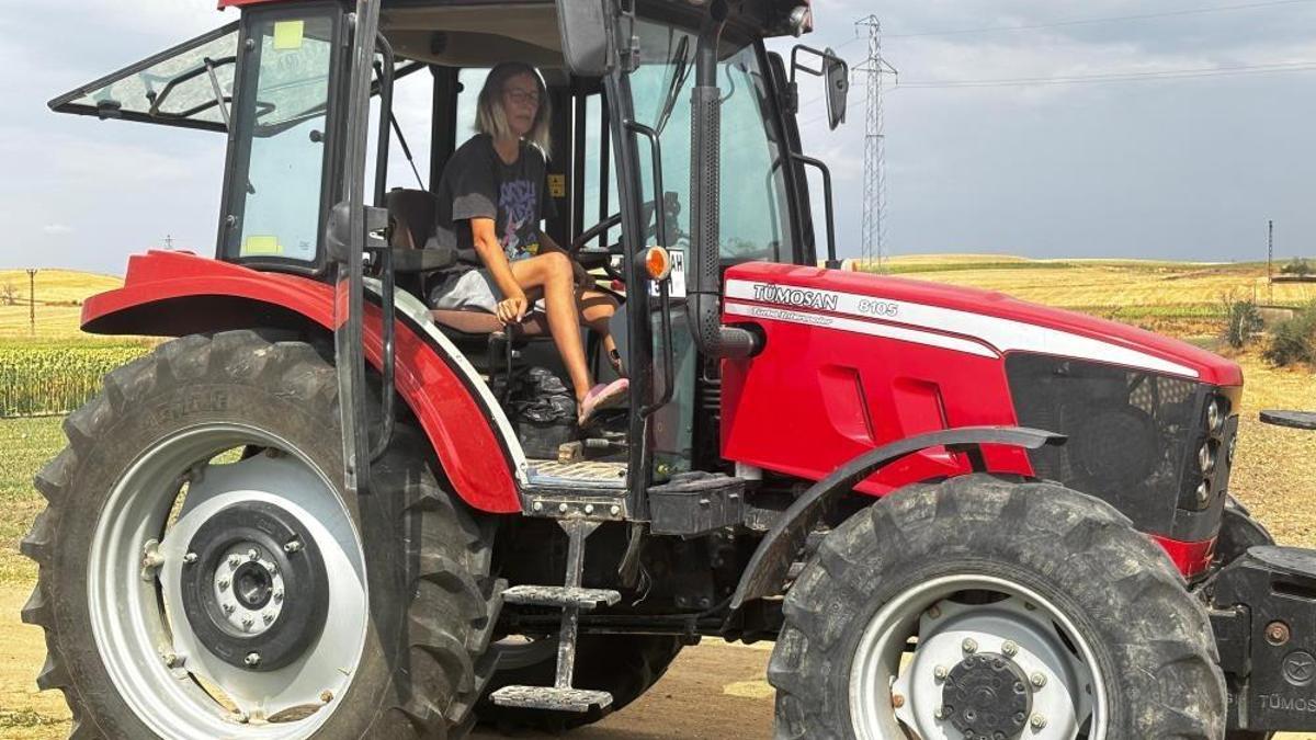 20 yıl finansçılık yaptı, masa başı işi bırakıp köye döndü! Servet kazandı: Fasülye ve nohut kraliçesi oldu