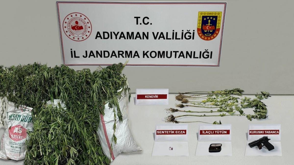 Adıyaman’da uyuşturucuya 5 gözaltı