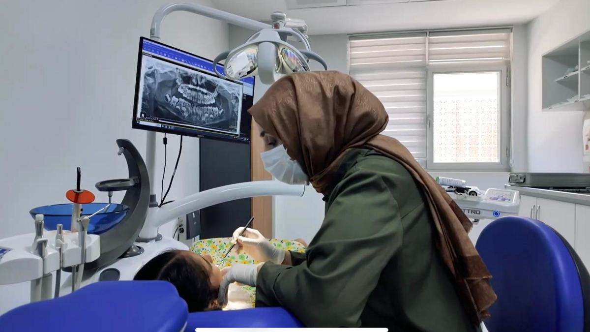 Şanlıurfa´da 1 yılda 380 bin kişiye diş tedavisi yapıldı