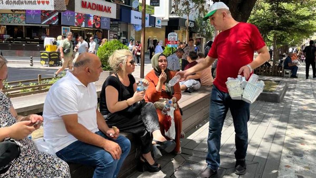 Eskişehir'de her gün ücretsiz dağıtıyor! Görenler inanamıyor: Bir ilk, Türkiye'de yoktur