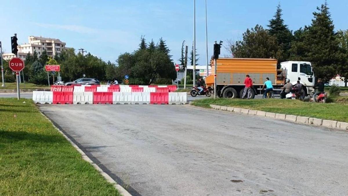 Eskişehir'de herkes çözüm bekliyor: Kapatıldı, trafik kilitlendi