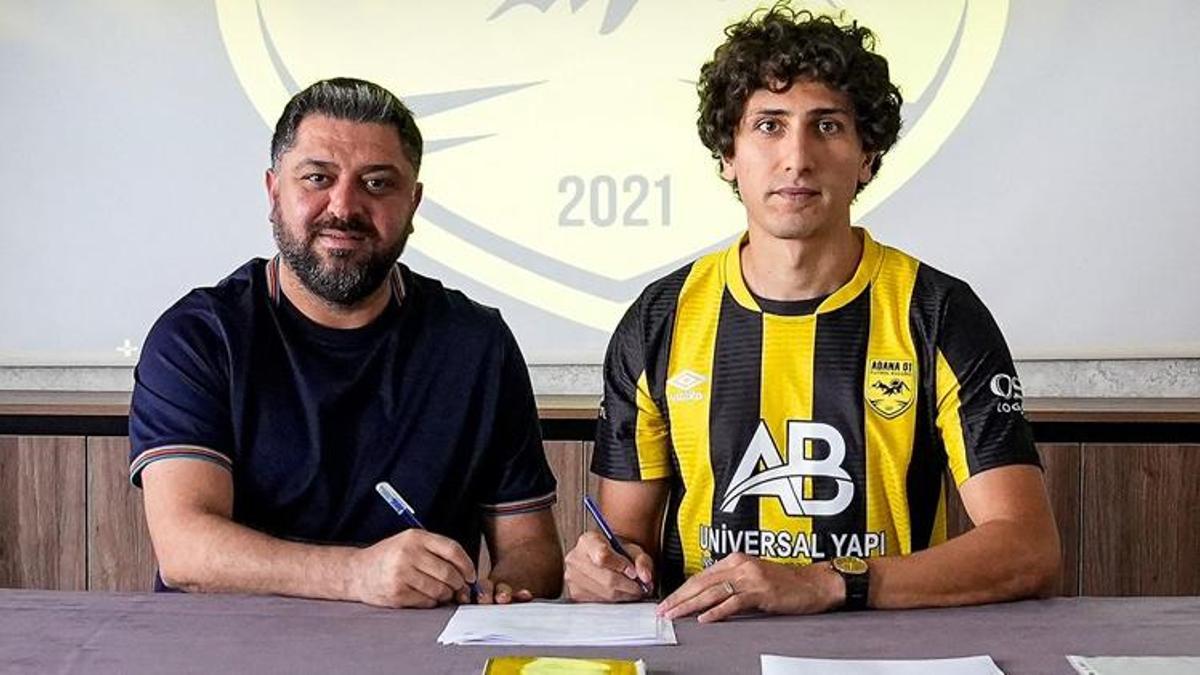 Fenerbahçe'nin eski yıldızı Adana 01 FK'ya imza attı
