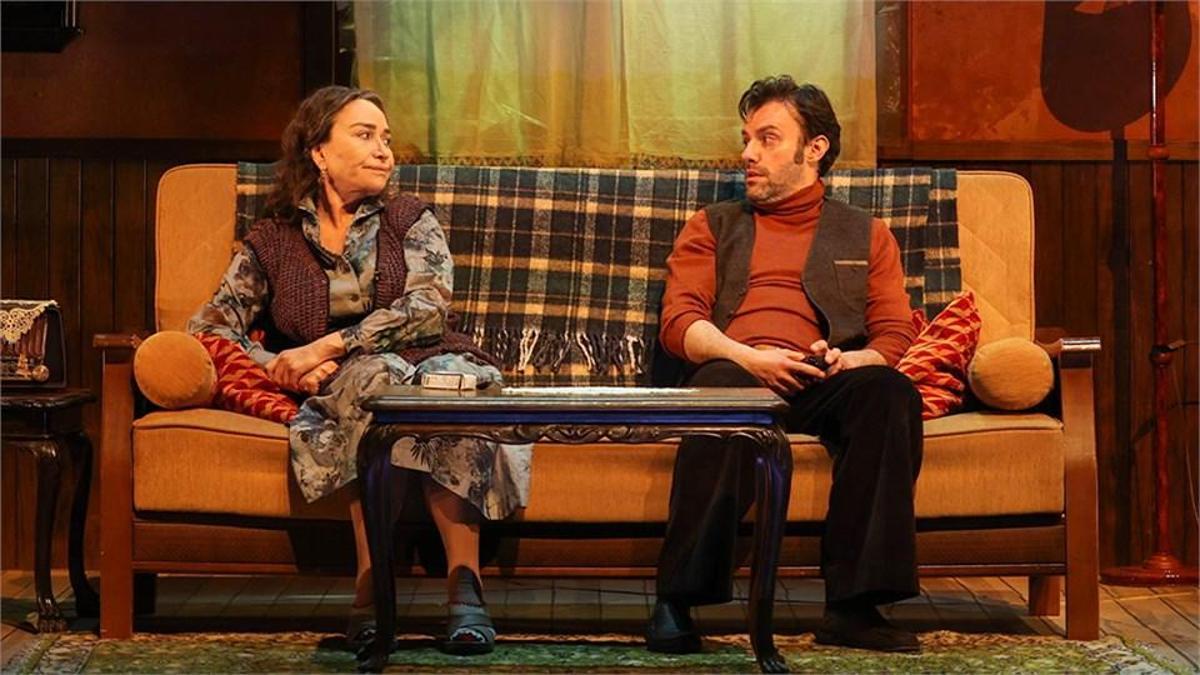 Maximum Uniq Sahnesi'nden "Aydınlıkevler" geçti