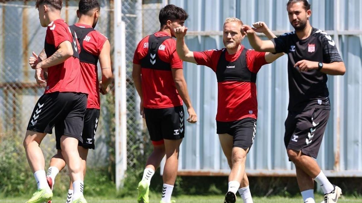 Sivasspor gelecek haftaya bugünden başladı: Bodrum FK maçı kritik öneme sahip