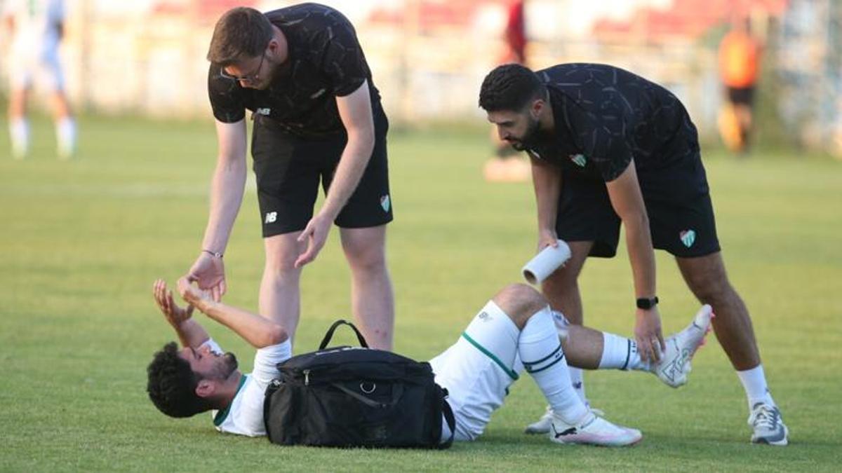Emrehan Gedikli'den Bursaspor’a güzel haber!