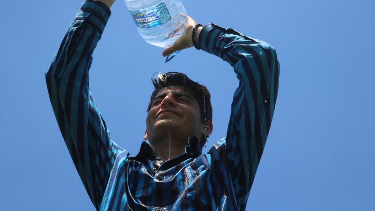 Türkiye kavruluyor! Sıcaklıklar 24 ilde 40 dereceyi aştı