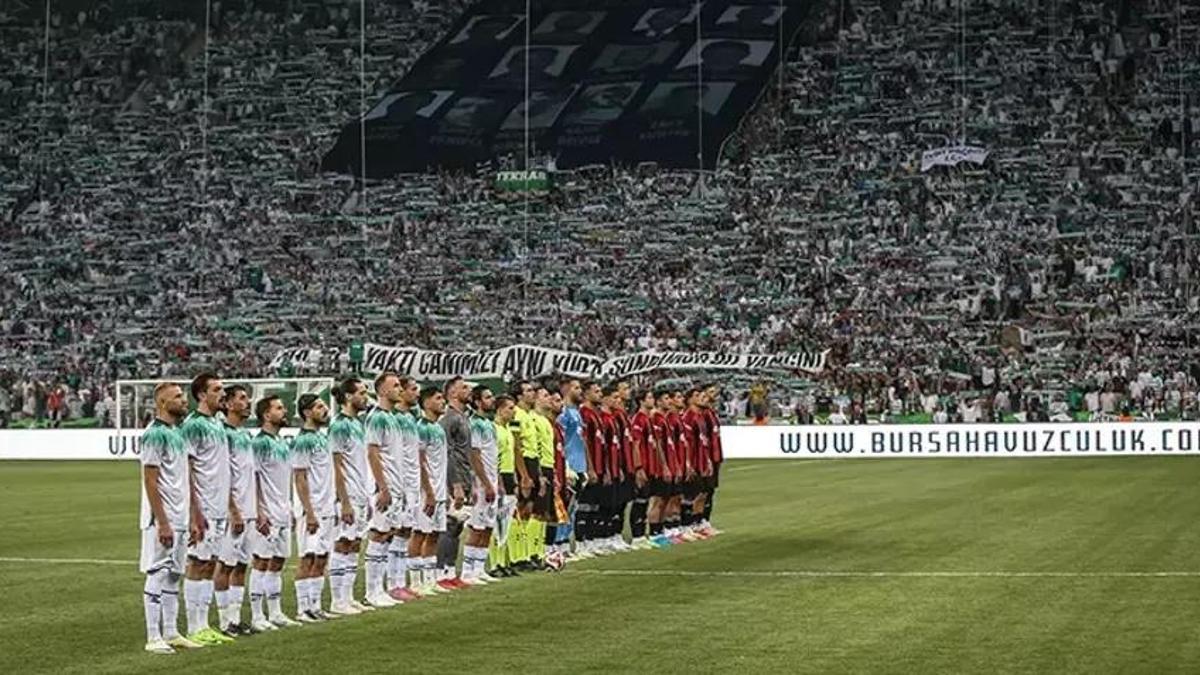 Anlamlı maçta Bursaspor, Eskişehirspor'u mağlup etti!