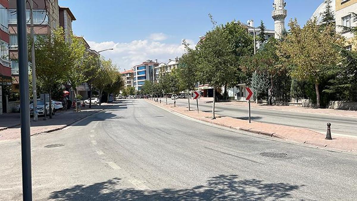 Konya'da tehlike saçıyor! Esnaf kazalı viraja çözüm bekliyor