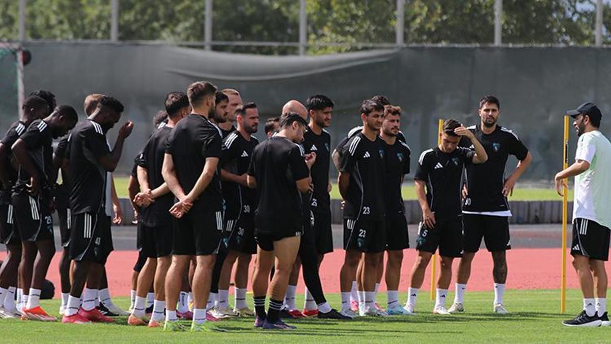 Kocaelispor'un yıldızı ile Fenerbahçeli Livakovic'e müjdeli haber