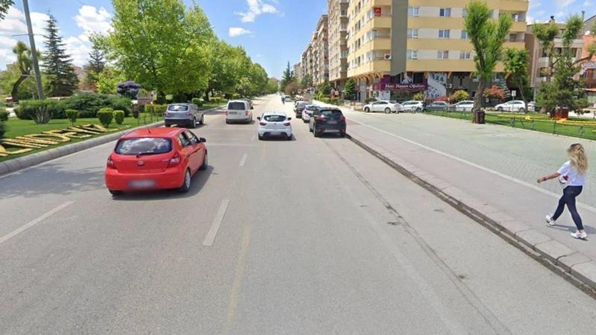 Eskişehir’in en işlek caddesi trafiğe kapanıyor!