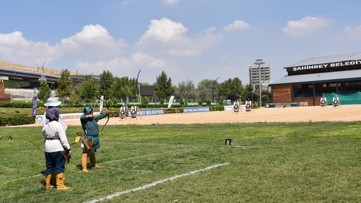 30 Ağustos Gaziantep'te turnuvayla başladı!