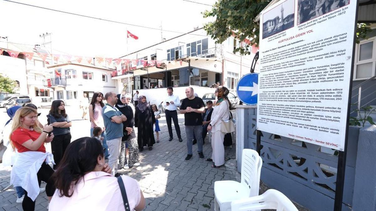 Bursalılar tarihi yerinde keşfetti!