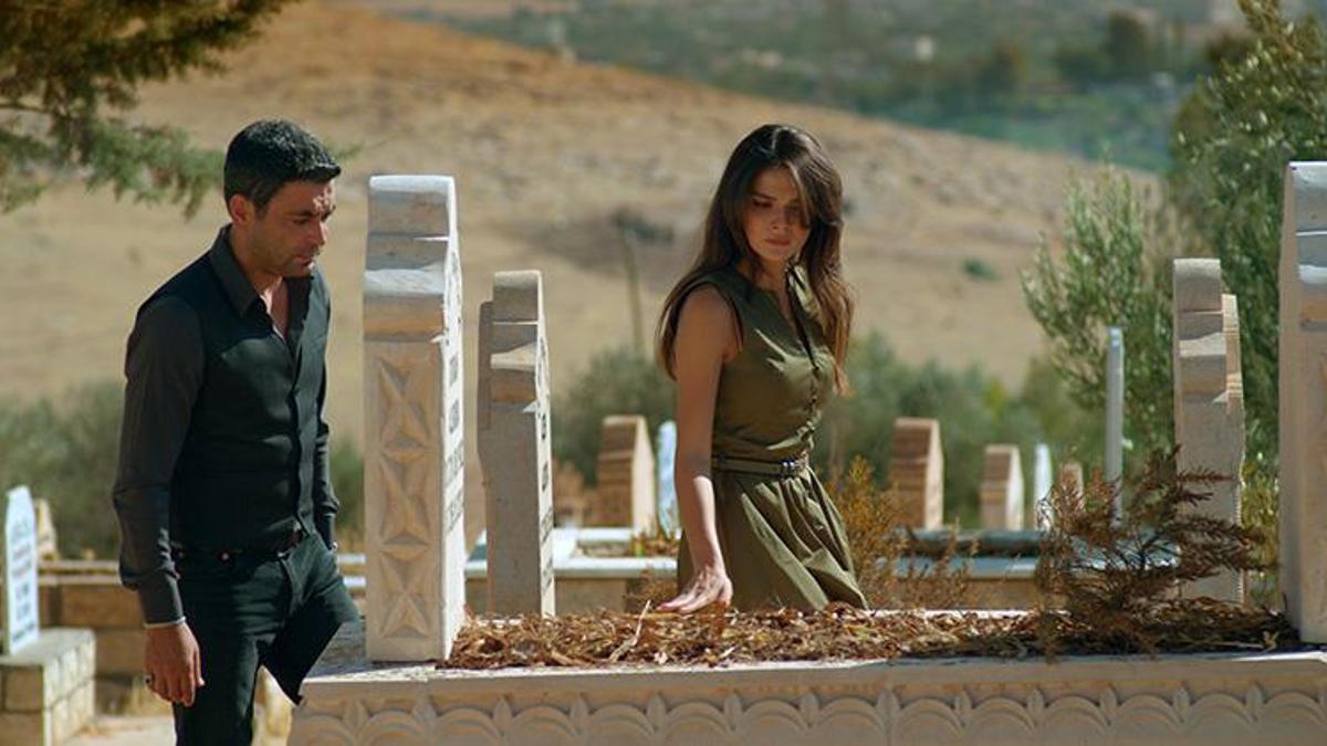 “Bu mezarda yatan boran Albora değil”