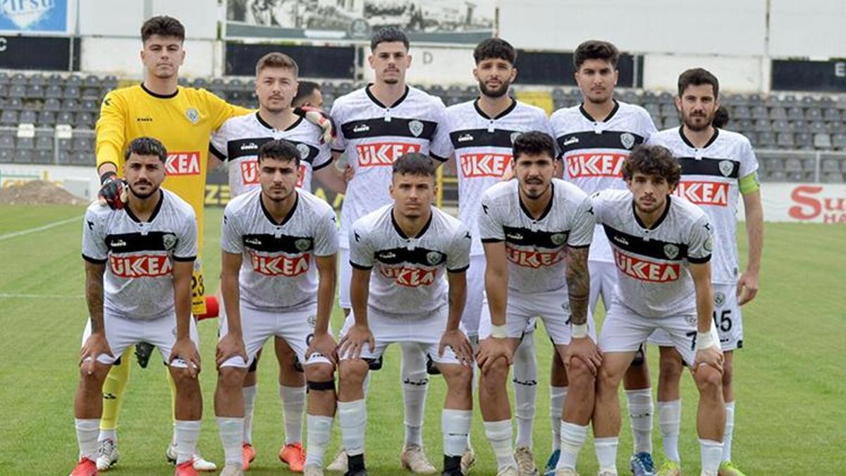 Eskişehirspor'un rakibinde deprem! Kulüp başkanı ve 12 futbolcuya men cezası