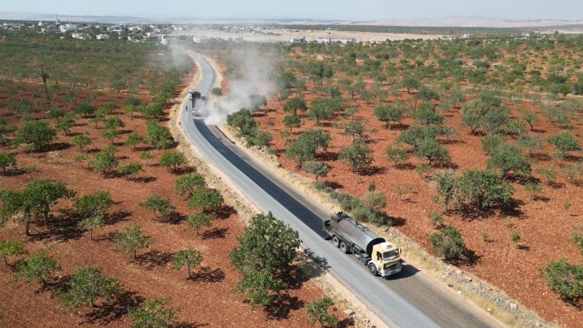 Halfeti’de yollar yenileniyor! 13 kilometrelik asfalt çalışmaları başladı!