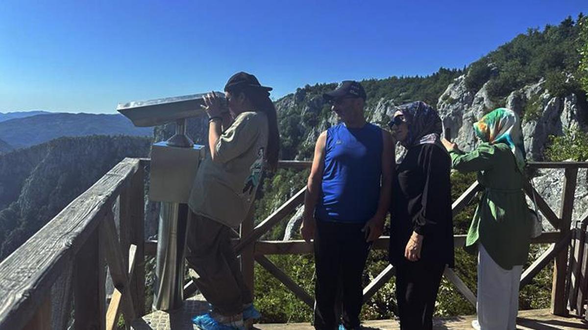 Kastamonu'da adrenalin dolu bir deneyim: Çatak Kanyonu ziyaretçi akınına uğruyor!